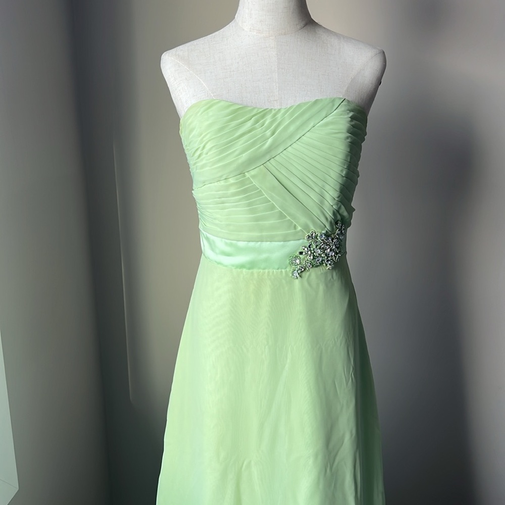 Couture Collection Bridal Prom/Bridesmaid Dress from David’s Bridal